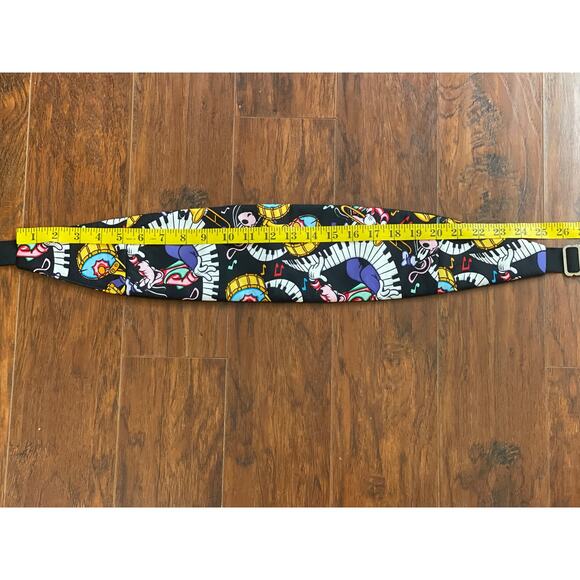 Goofey Disney Balancine 100% Silk cummerbund great graphic print musical theme - Picture 5 of 6